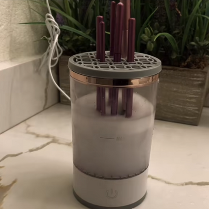 Elektrisk makeupbørsterenser